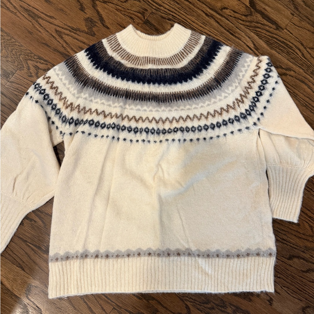 J. Crew Women's White and Blue Fair Isle Sweater - Picture 4 of 4